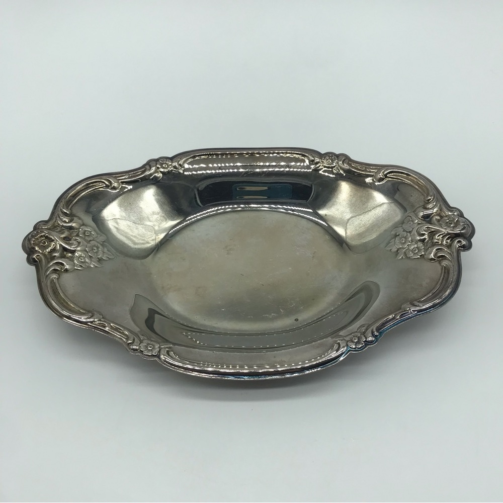 International Silver Company Floral Saucer Dish 448 Silver Small Oval Plate